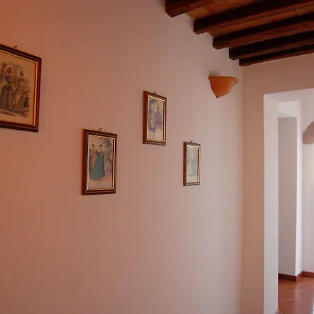 Il Castello Di 公寓式酒店